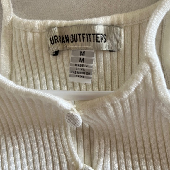 Urban outfitters cream/ivory crop tank size medium - Picture 2 of 3